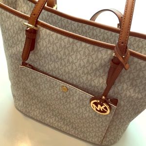 Michael Kors Shoulder Tote